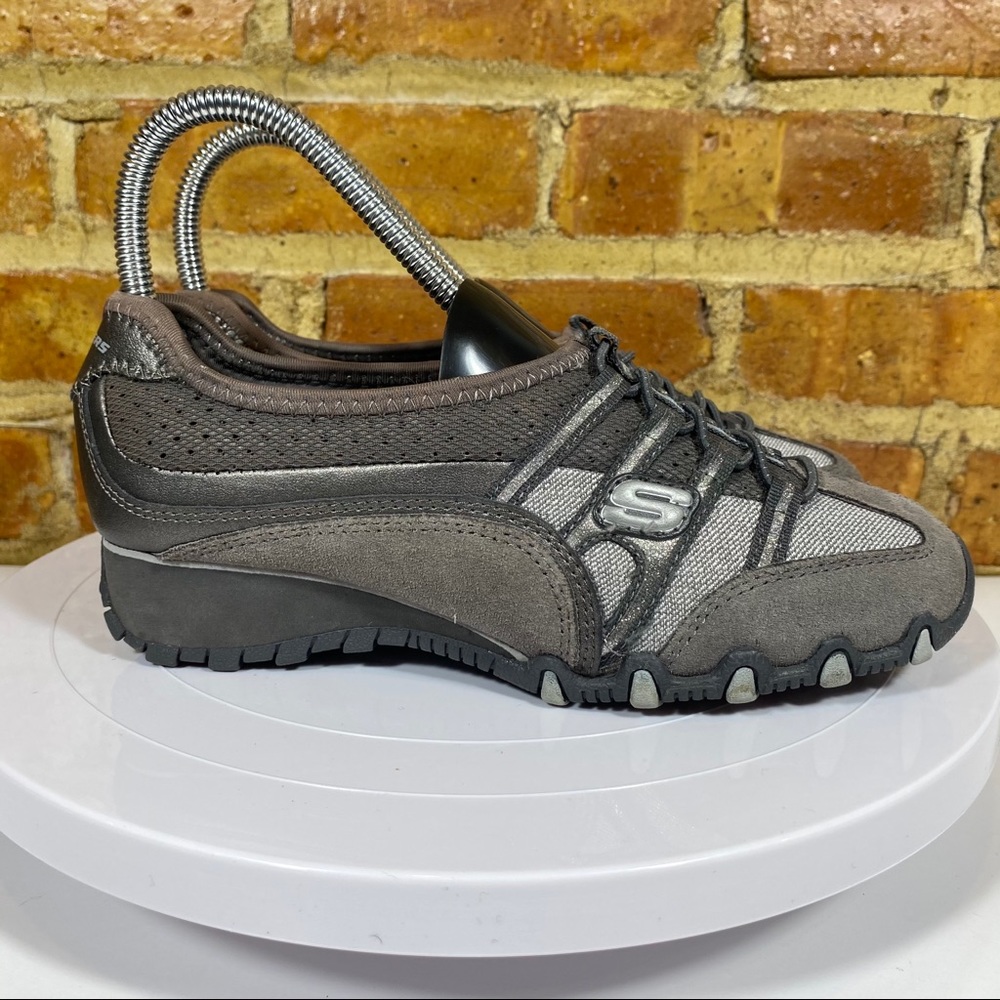 🧱Women's Skechers Sassies Gray